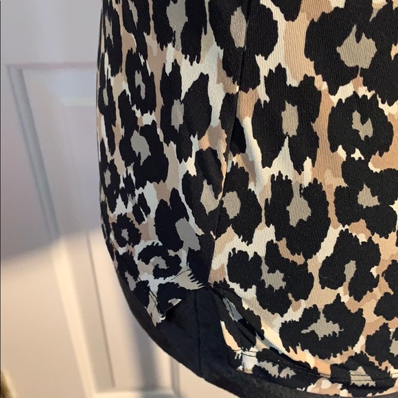 Express animal print top size medium - Picture 6 of 7